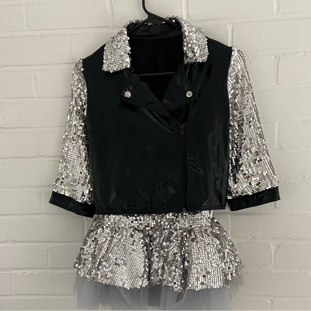 Girls Sequin Silver And Black Dance, Tap, Ballet, Jazz, Recital Halloween Outfit